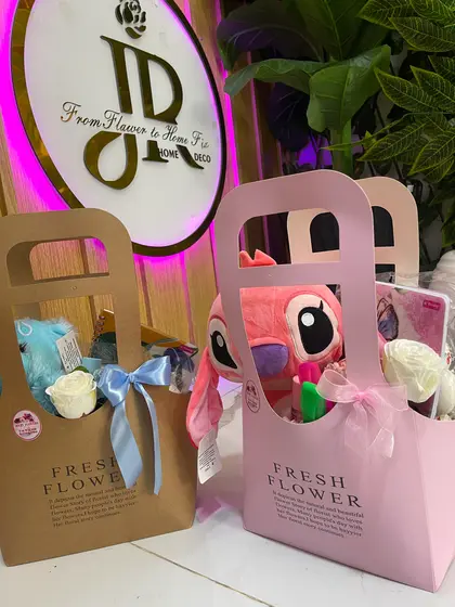 Bouquets et cadeaux d'anniversaire à Tetouan 28
