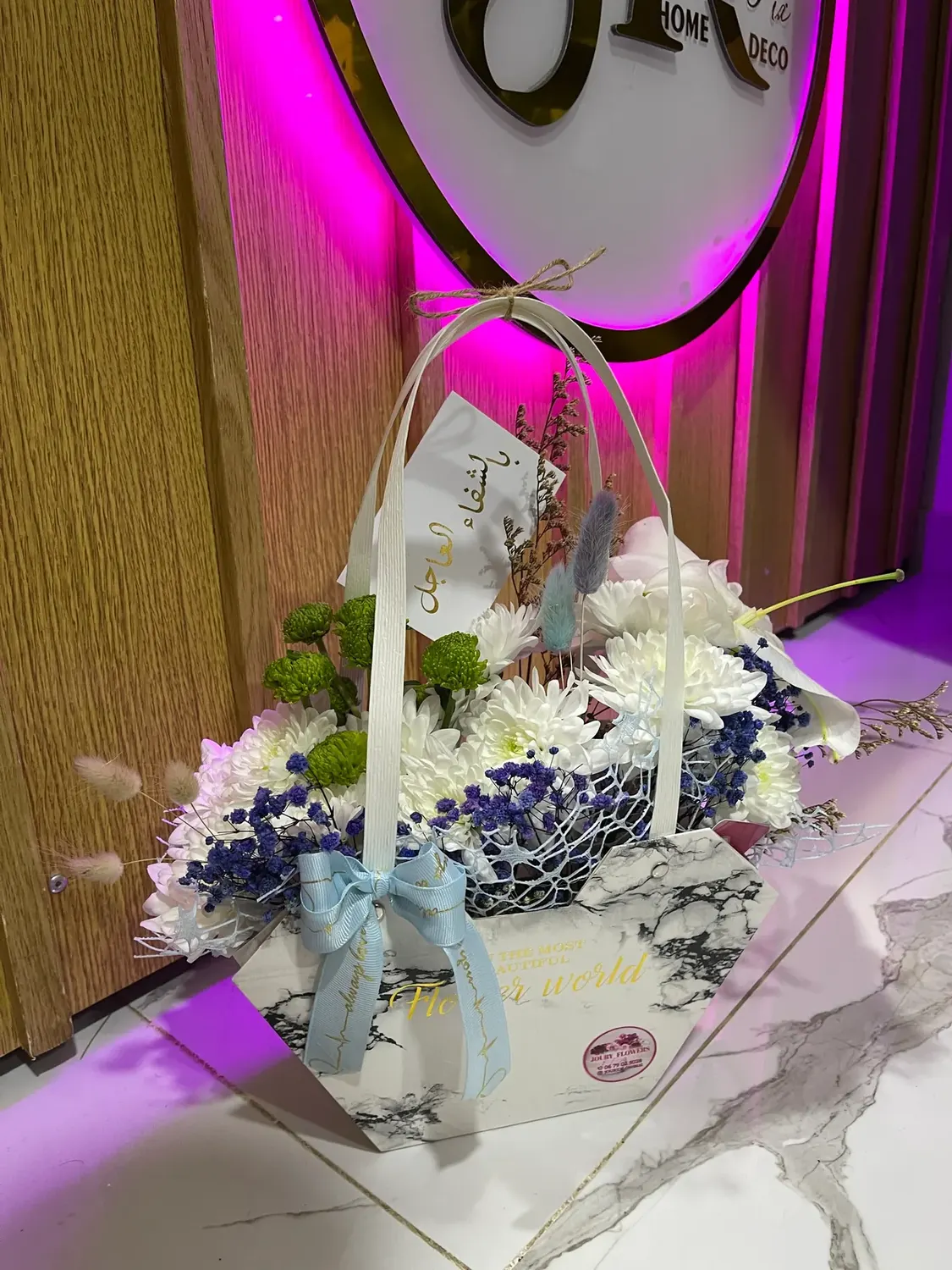 Flower pocket bouquet with mixed florals by Joury Flowers