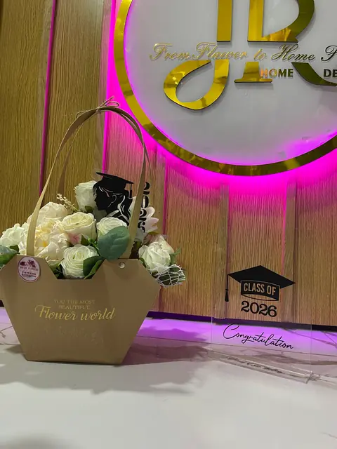 Panier de fleurs avec panneau de graduation à Tetouan