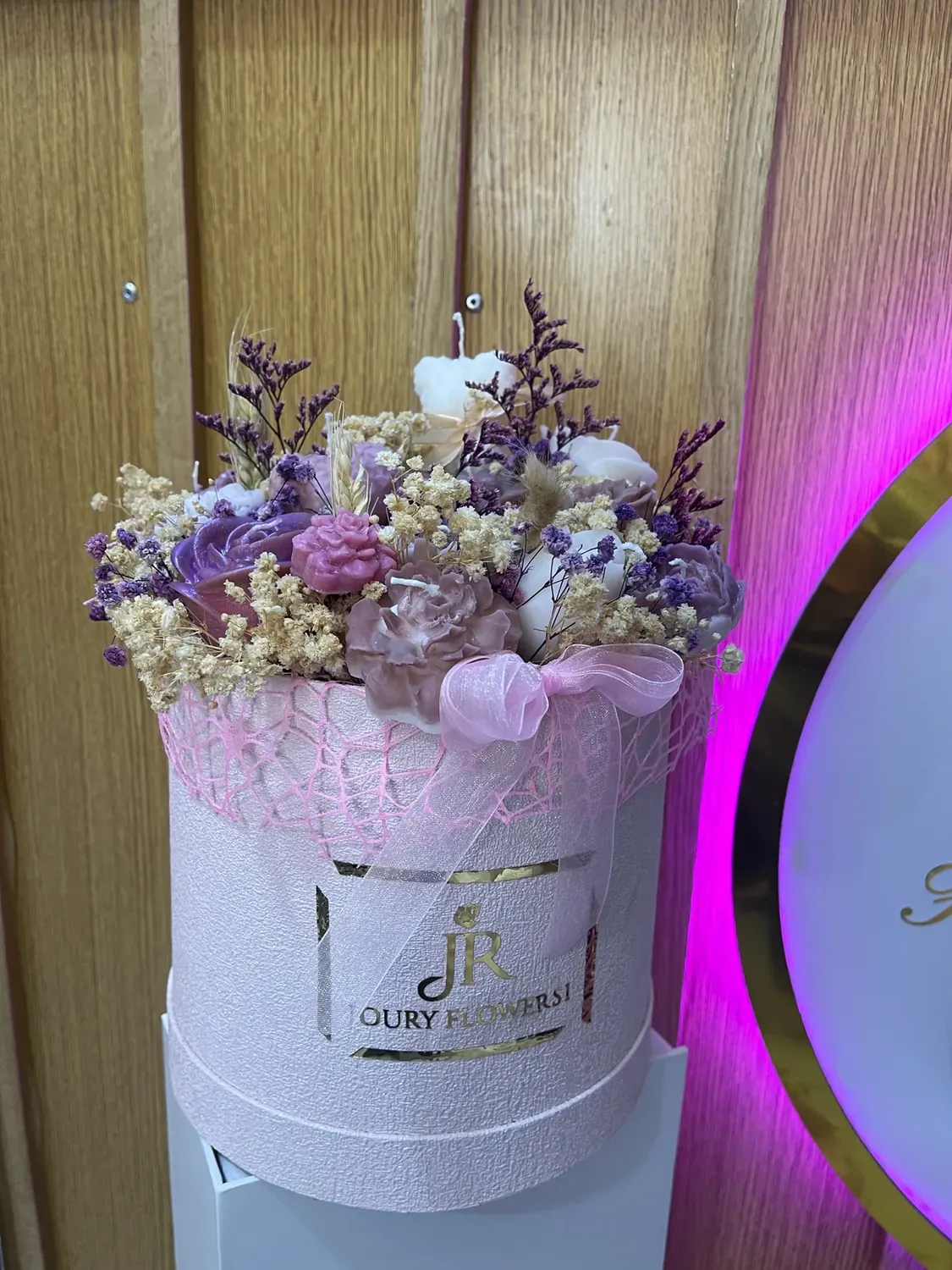 Pastel baby tower by Joury Flowers